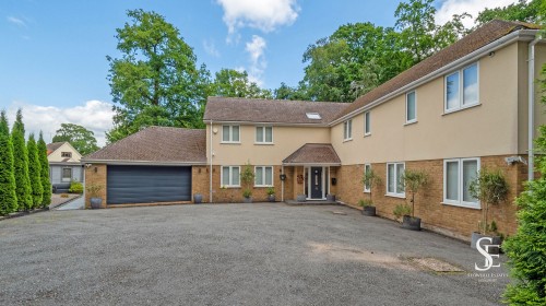 Arrange a viewing for Golden Orb Wood, Binfield, RG42