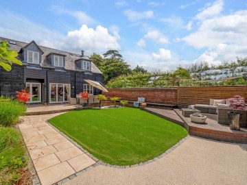 image of Parsonage Barns Frouds Close, Childrey